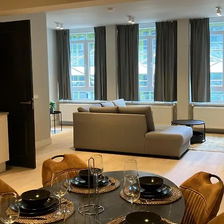 Alphabet - Jufferstraat 10 * Роттердам