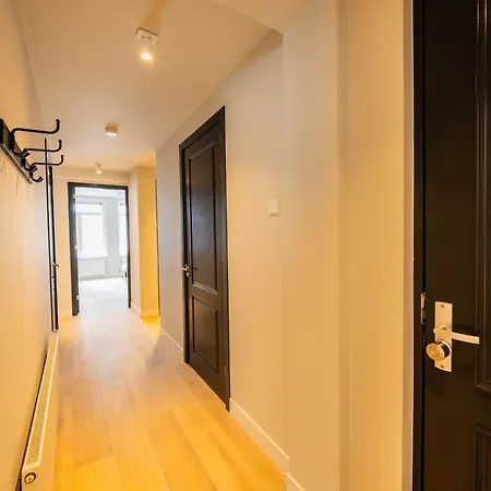 Alphabet - Jufferstraat 10 דירה