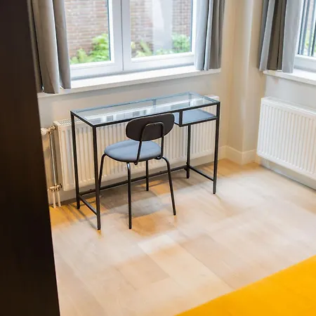 Alphabet - Jufferstraat 10