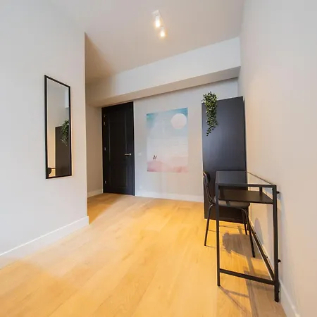 Alphabet - Jufferstraat 10 *