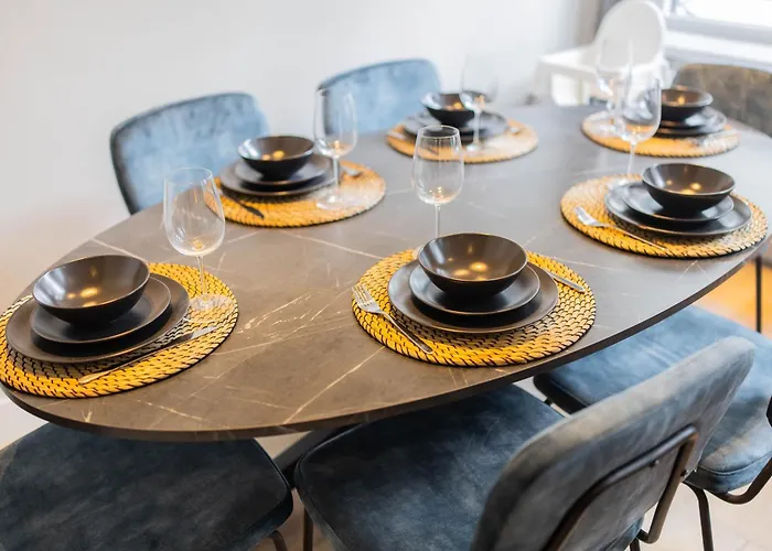 Alphabet - Jufferstraat 10 *