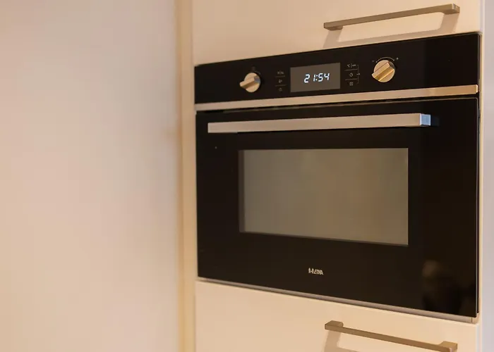 Alphabet - Jufferstraat 10 *