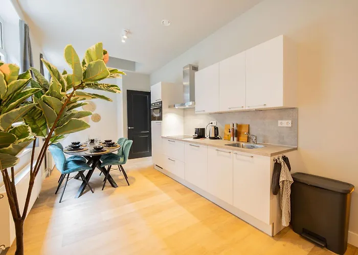 Alphabet - Jufferstraat 10