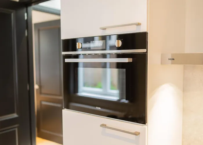 Alphabet - Jufferstraat 10 *