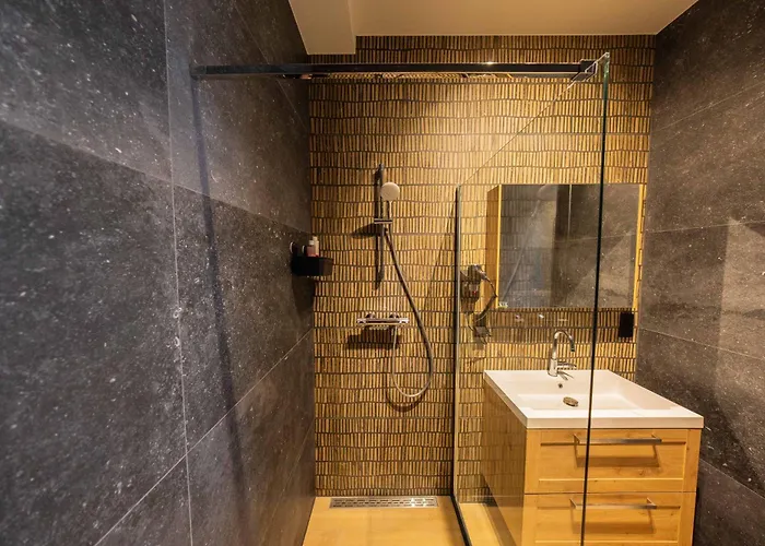 Alphabet - Jufferstraat 10 *