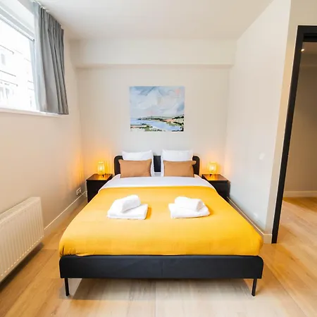 Alphabet - Jufferstraat 10 * רוטרדם